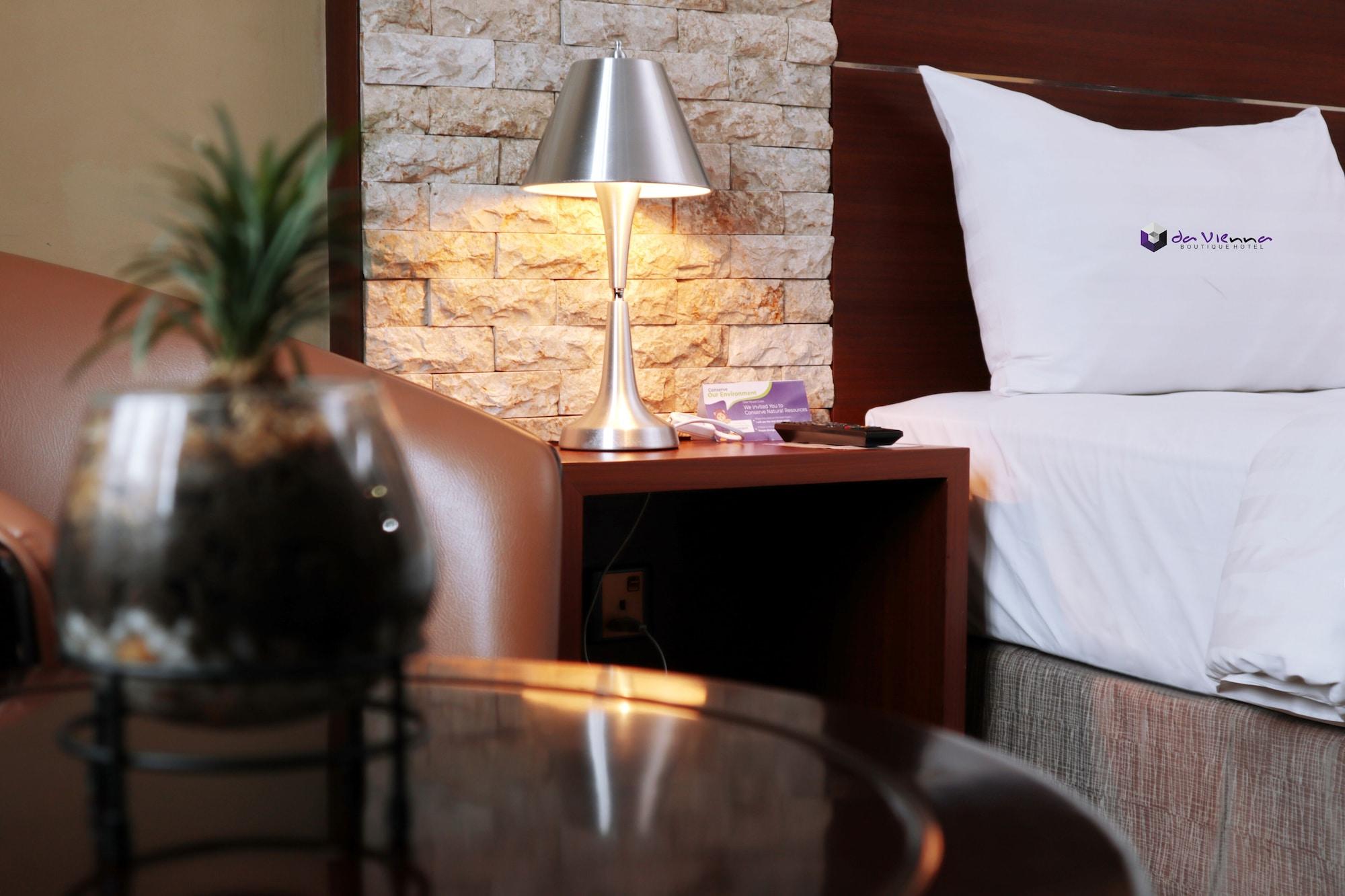 Da Vienna Boutique Hotel Batam Εξωτερικό φωτογραφία